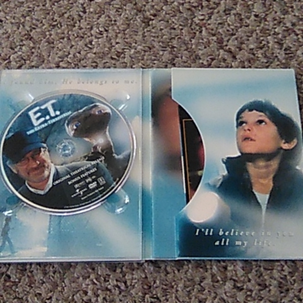E.T. DVD - Picture 4 of 5